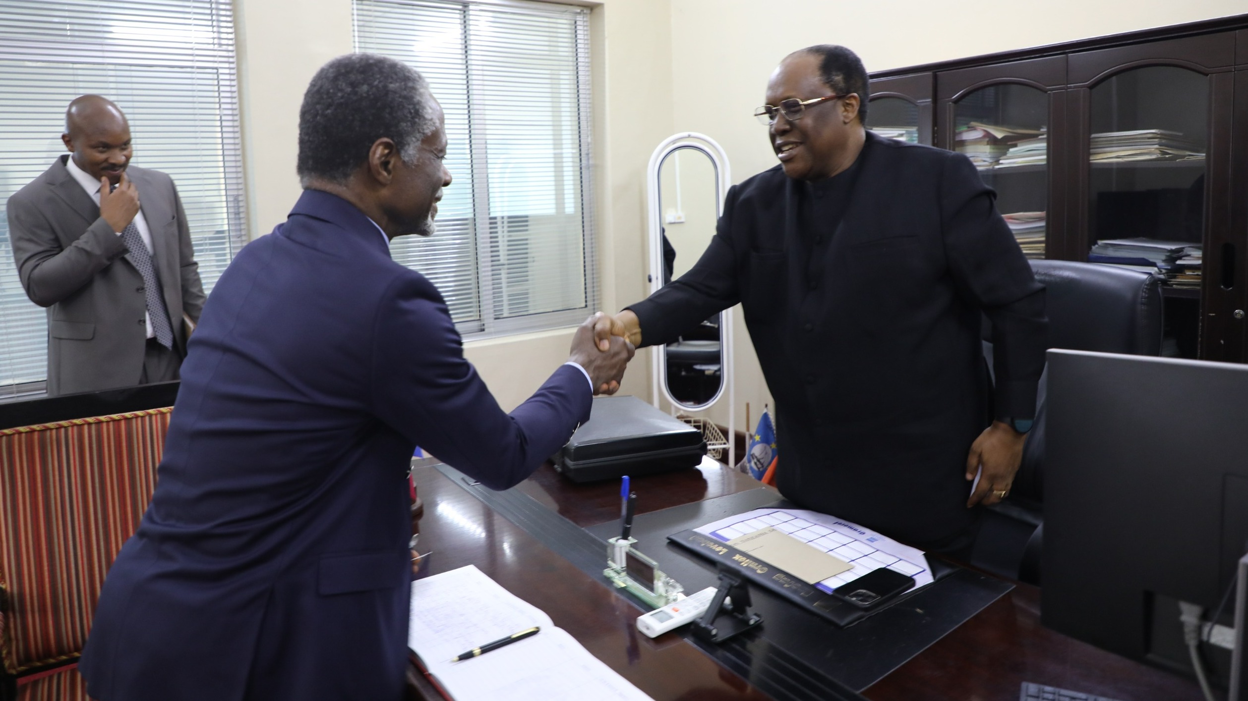 Jaji Francis Mutungi akutana na Mwakilishi Maalum wa Katibu Mkuu wa Umoja Mataifa katika Umoja wa Afrika(UNOAU) Bw. Parfait Onanga-Anyanga